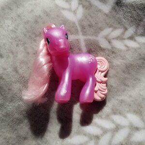 My Little Pony Figure Wysteria Pink Brushable Hair MLP G3 Figurine